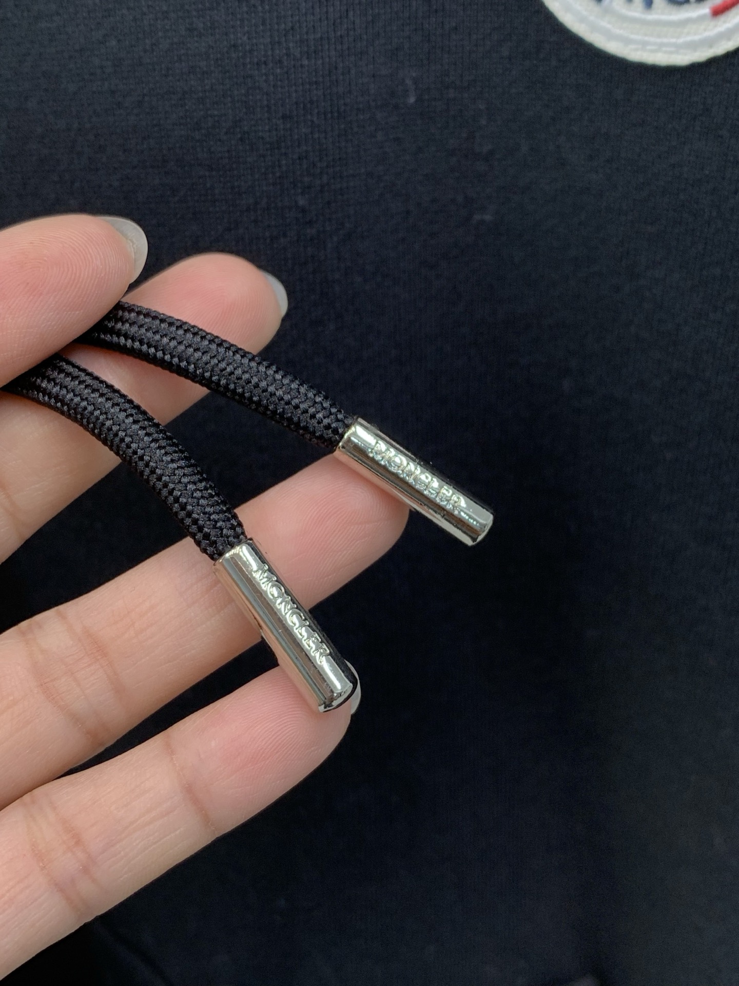 ,Moncler 蒙口,2026秋季最新品,专柜同步有售,原单狠货,时尚休闲连帽卫衣,上身舒适!吸睛而有亮点,采用进口原 ,Moncler 蒙口,2026秋季最新品,专柜同步有售,原单狠货,时尚休闲连帽卫衣,上身舒适!吸睛而有亮点,采用进口原