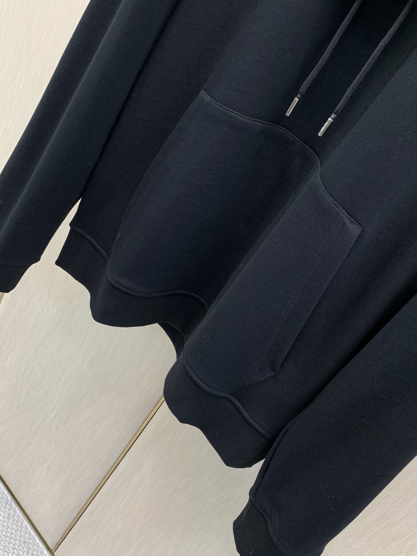 ,PRADA 普拉达,2026秋季最新品,专柜同步有售,时尚休闲连帽卫衣,进口原版面料,做工极为复杂,唯一可以做代购级别 ,PRADA 普拉达,2026秋季最新品,专柜同步有售,时尚休闲连帽卫衣,进口原版面料,做工极为复杂,唯一可以做代购级别