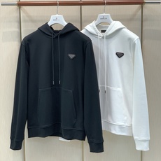,PRADA 普拉达,2026秋季最新品,专柜同步有售,时尚休闲连帽卫衣,进口原版面料,做工极为复杂,唯一可以做代购级别 ,PRADA 普拉达,2026秋季最新品,专柜同步有售,时尚休闲连帽卫衣,进口原版面料,做工极为复杂,唯一可以做代购级别