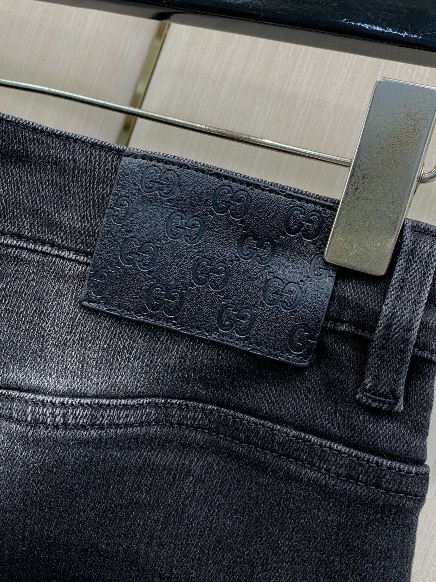 ，GUCCI 古驰，2026秋季最新品，专柜同步有售，原单狠货，时尚休闲水洗牛仔裤，进口原版水洗弹力面料，舒适有弹性，独