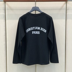 ,Dior 迪奥, 2026早秋新品,专柜同步有售,简约时尚休闲圆领长袖T恤,原版进口面料,舒适透气,顶级印花工艺字母图 ,Dior 迪奥, 2026早秋新品,专柜同步有售,简约时尚休闲圆领长袖T恤,原版进口面料,舒适透气,顶级印花工艺字母图