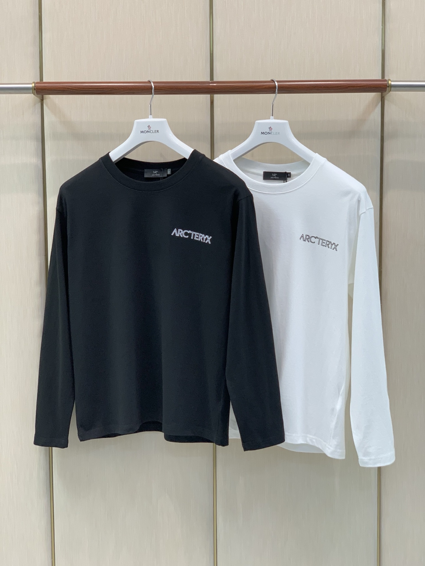 ,ARCTERYX 始祖鸟,2026早秋AW新品,时尚休闲圆领长袖T恤,专柜同步有售,原单狠货,进口原版面料,工艺极度复 ,ARCTERYX 始祖鸟,2026早秋AW新品,时尚休闲圆领长袖T恤,专柜同步有售,原单狠货,进口原版面料,工艺极度复