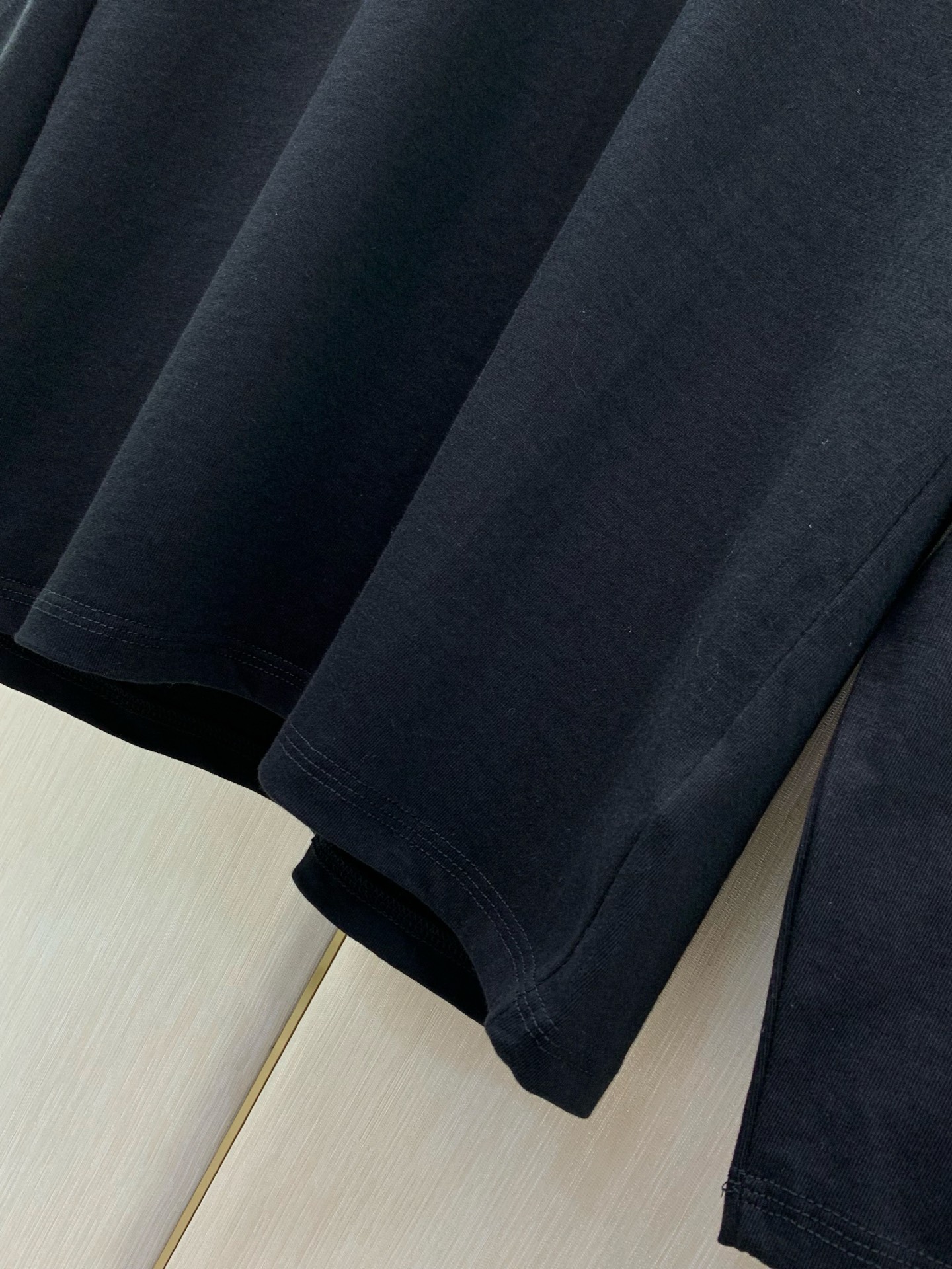 ,ARCTERYX 始祖鸟,2026早秋AW新品,时尚休闲圆领长袖T恤,专柜同步有售,原单狠货,进口原版面料,工艺极度复 ,ARCTERYX 始祖鸟,2026早秋AW新品,时尚休闲圆领长袖T恤,专柜同步有售,原单狠货,进口原版面料,工艺极度复