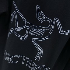,ARCTERYX 始祖鸟,2026早秋AW新品,时尚休闲圆领长袖T恤,专柜同步有售,原单狠货,进口原版面料,工艺极度复 ,ARCTERYX 始祖鸟,2026早秋AW新品,时尚休闲圆领长袖T恤,专柜同步有售,原单狠货,进口原版面料,工艺极度复