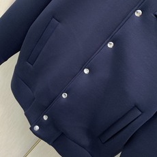 ,PRADA 普拉达,2026秋季最新品,专柜同步有售,时尚休闲夹克外套,进口原版面料,做工极为复杂,唯一可以做代购级别 ,PRADA 普拉达,2026秋季最新品,专柜同步有售,时尚休闲夹克外套,进口原版面料,做工极为复杂,唯一可以做代购级别