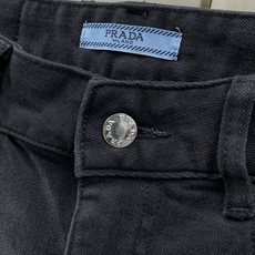 ,PRADA 普拉达,2026冬季最新品,专柜同步有售,时尚休闲水洗牛仔裤,进口原版面料,做工极为复杂,唯一可以做代购级 ,PRADA 普拉达,2026冬季最新品,专柜同步有售,时尚休闲水洗牛仔裤,进口原版面料,做工极为复杂,唯一可以做代购级