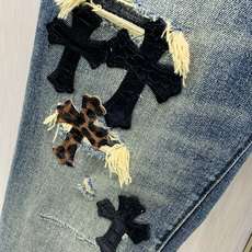 ,Chrome Hearts 克罗心,2026春秋新品,专柜同步有售,原单狠货,时尚休闲水洗牛仔裤,采用进口原版面料,顶 ,Chrome Hearts 克罗心,2026春秋新品,专柜同步有售,原单狠货,时尚休闲水洗牛仔裤,采用进口原版面料,顶