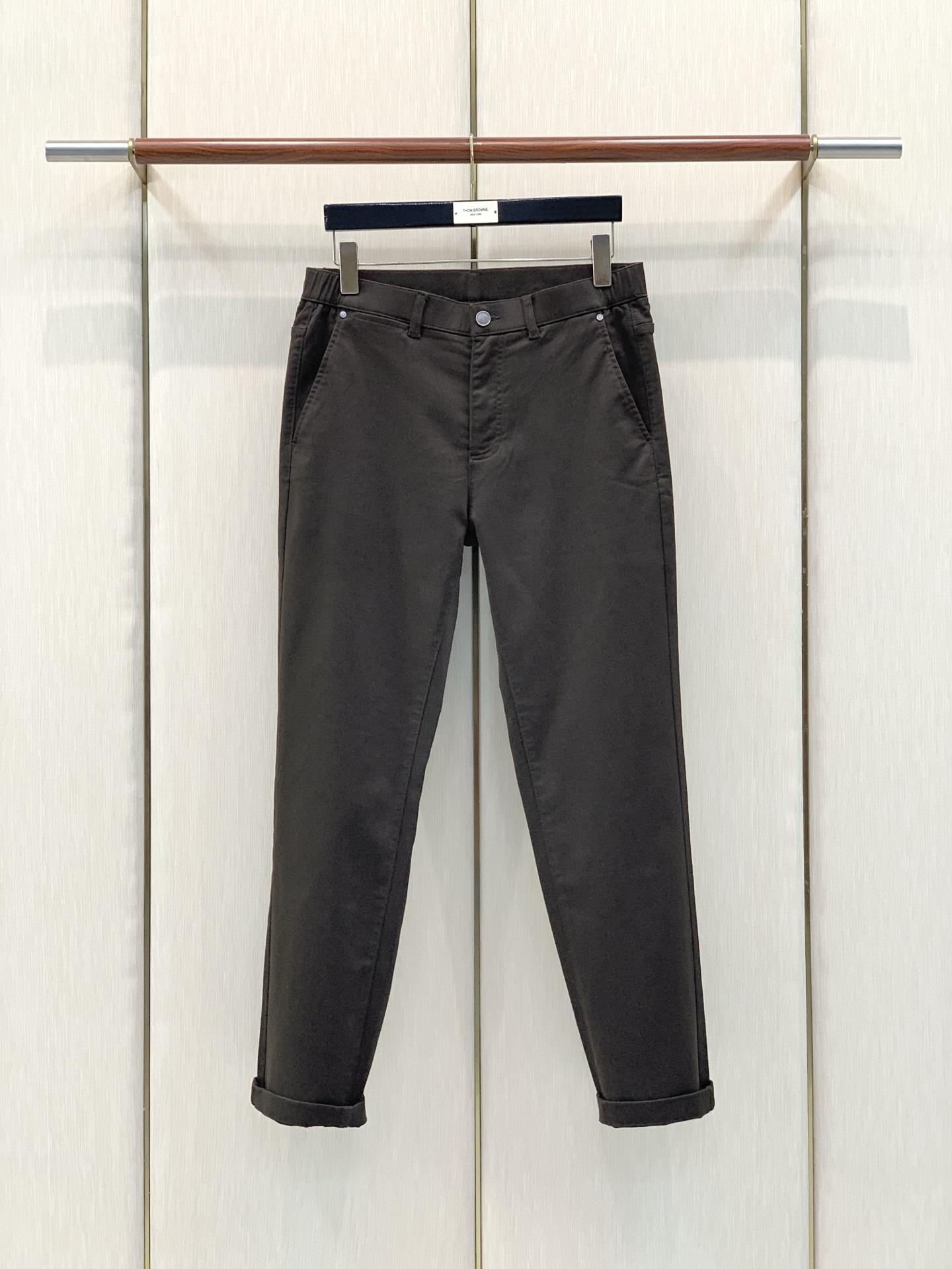 ，Loro Piana(Loro Piana )，2026秋季最新品，专柜同步有售，原单狠货，时尚休闲裤，采用进口原版面