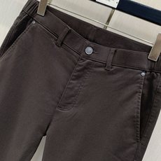 ,Loro Piana(Loro Piana ),2026秋季最新品,专柜同步有售,原单狠货,时尚休闲裤,采用进口原版面 ,Loro Piana(Loro Piana ),2026秋季最新品,专柜同步有售,原单狠货,时尚休闲裤,采用进口原版面