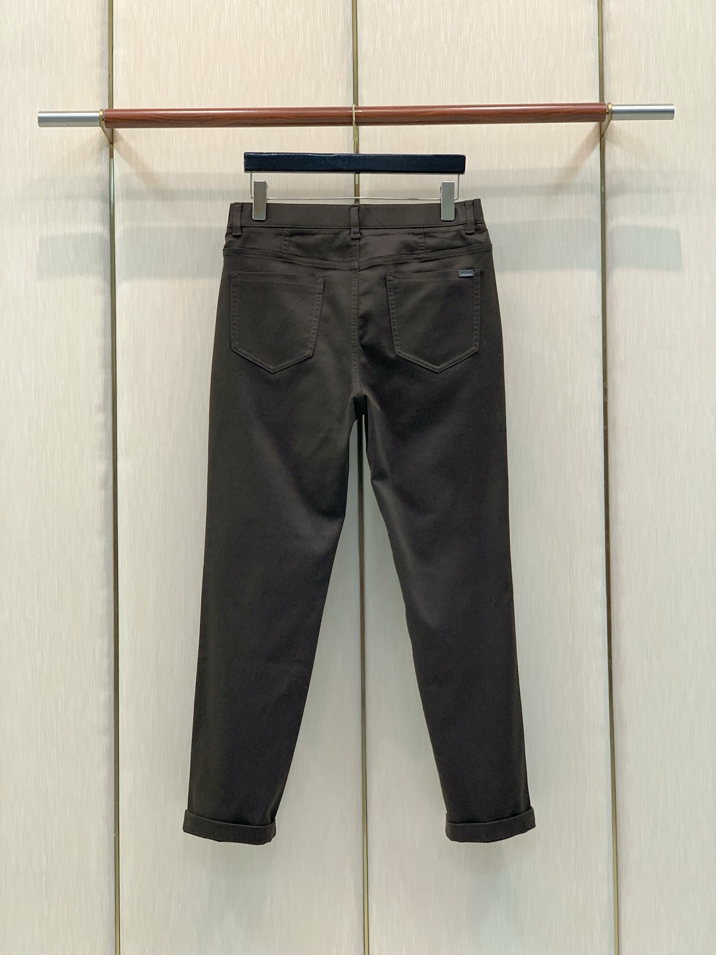 ,Loro Piana(Loro Piana ),2026秋季最新品,专柜同步有售,原单狠货,时尚休闲裤,采用进口原版面 ,Loro Piana(Loro Piana ),2026秋季最新品,专柜同步有售,原单狠货,时尚休闲裤,采用进口原版面