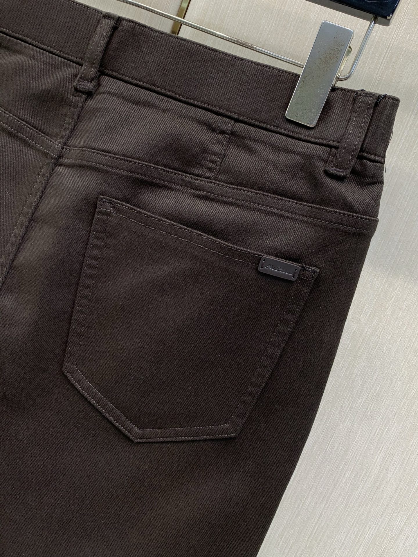 ,Loro Piana(Loro Piana ),2026秋季最新品,专柜同步有售,原单狠货,时尚休闲裤,采用进口原版面 ,Loro Piana(Loro Piana ),2026秋季最新品,专柜同步有售,原单狠货,时尚休闲裤,采用进口原版面