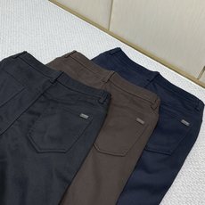 ,Loro Piana(Loro Piana ),2026秋季最新品,专柜同步有售,原单狠货,时尚休闲裤,采用进口原版面 ,Loro Piana(Loro Piana ),2026秋季最新品,专柜同步有售,原单狠货,时尚休闲裤,采用进口原版面