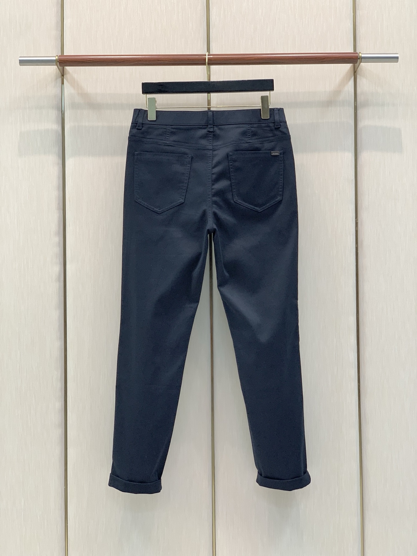 ,Loro Piana(Loro Piana ),2026秋季最新品,专柜同步有售,原单狠货,时尚休闲裤,采用进口原版面 ,Loro Piana(Loro Piana ),2026秋季最新品,专柜同步有售,原单狠货,时尚休闲裤,采用进口原版面