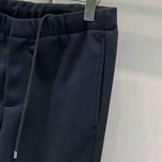 ,杰尼亚 Zegna,2026春秋最新品,专柜同步有售,原单狠货,时尚休闲裤,采用进口原版面料,舒适透气,原版五金辅料装 ,杰尼亚 Zegna,2026春秋最新品,专柜同步有售,原单狠货,时尚休闲裤,采用进口原版面料,舒适透气,原版五金辅料装