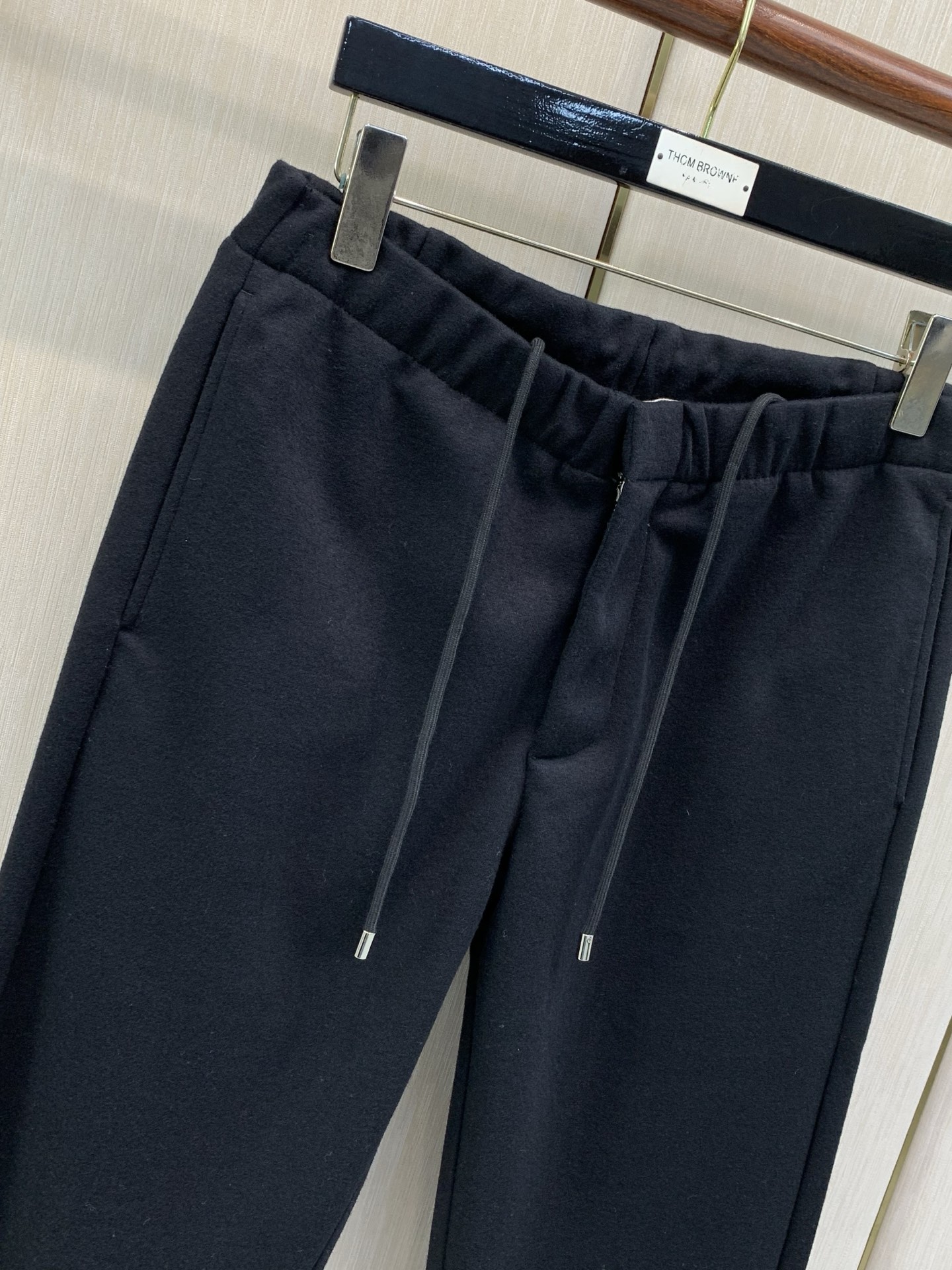 ,杰尼亚 Zegna,2026春秋最新品,专柜同步有售,原单狠货,时尚休闲裤,采用进口原版面料,舒适透气,原版五金辅料装 ,杰尼亚 Zegna,2026春秋最新品,专柜同步有售,原单狠货,时尚休闲裤,采用进口原版面料,舒适透气,原版五金辅料装