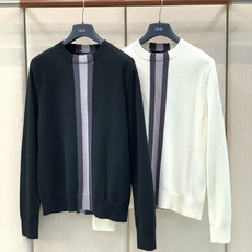 ,Gucci 古驰,2026冬季最新款,专柜同步有售,原单狠货,时尚休闲圆领长袖针织毛衣,上身很有特点!吸睛而有亮点,进 ,Gucci 古驰,2026冬季最新款,专柜同步有售,原单狠货,时尚休闲圆领长袖针织毛衣,上身很有特点!吸睛而有亮点,进