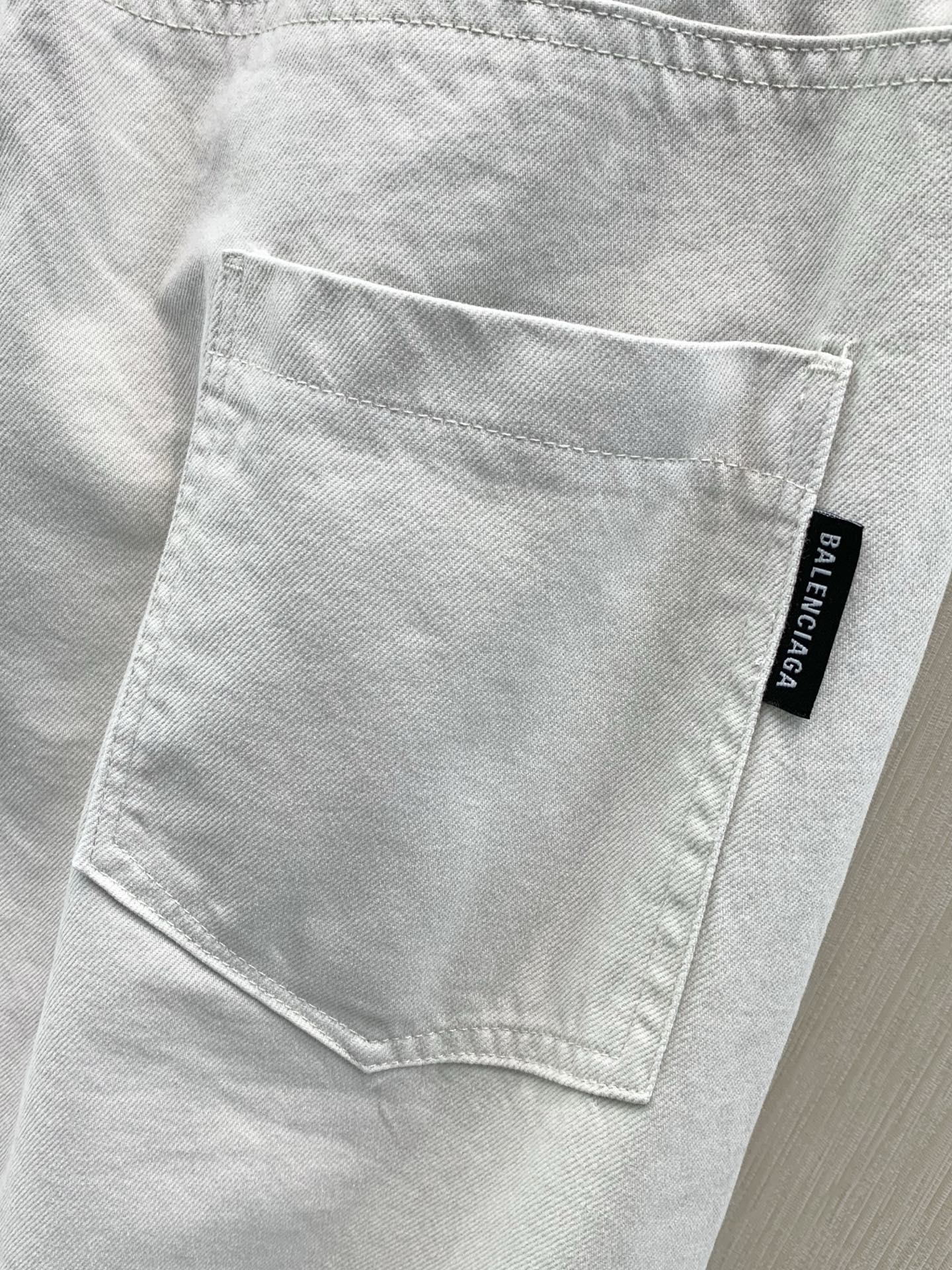 ，Balenciaga 巴黎世家，2026秋季最新品，专柜同步有售，原单狠货，时尚休闲裤，进口原版面料，舒适有弹性，顶级