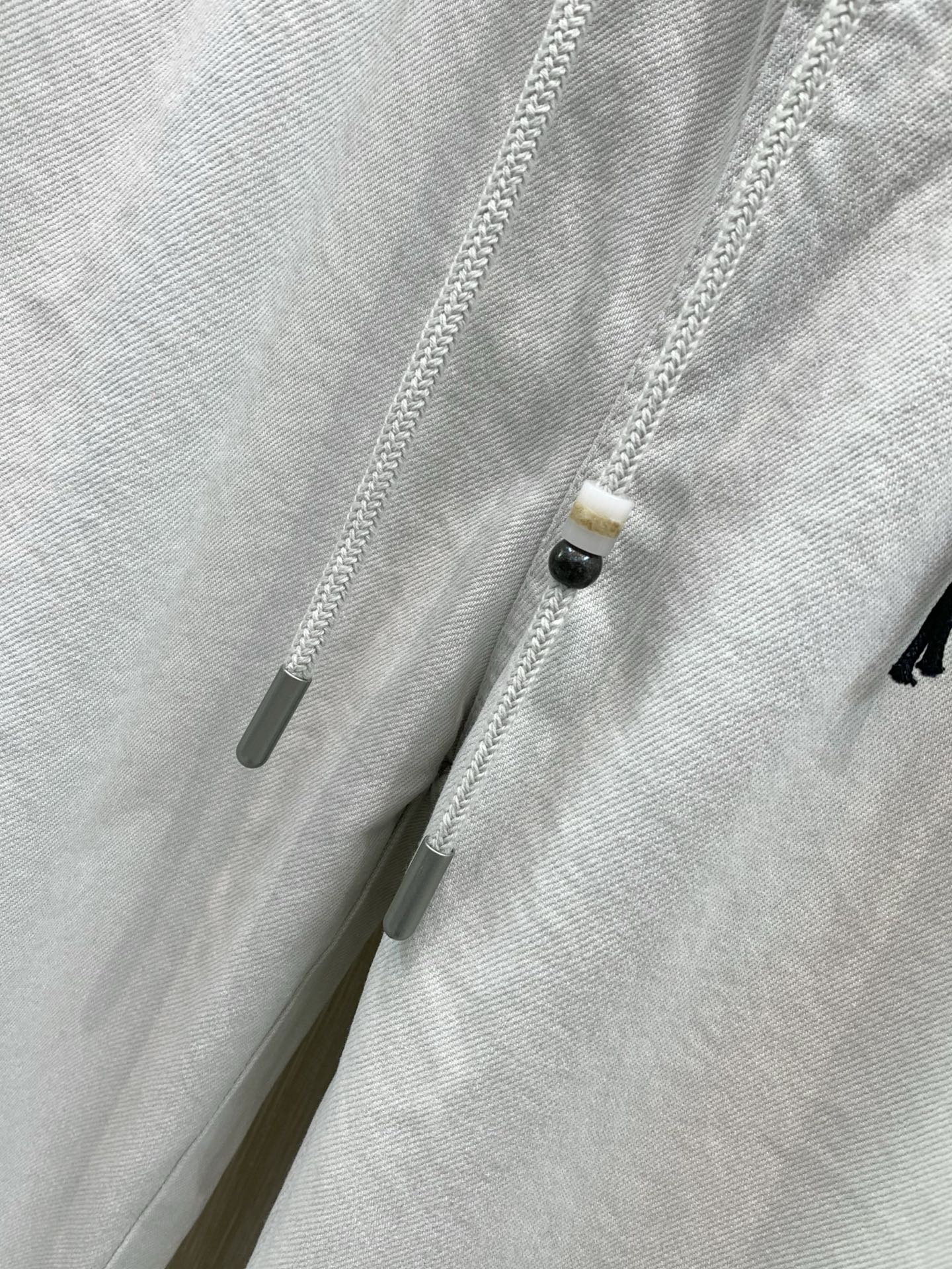 ，Balenciaga 巴黎世家，2026秋季最新品，专柜同步有售，原单狠货，时尚休闲裤，进口原版面料，舒适有弹性，顶级