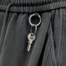 ,Balenciaga 巴黎世家,2026冬季最新品,专柜同步有售,原单狠货,时尚+绒休闲裤,进口原版面料,舒适有弹性, ,Balenciaga 巴黎世家,2026冬季最新品,专柜同步有售,原单狠货,时尚+绒休闲裤,进口原版面料,舒适有弹性,