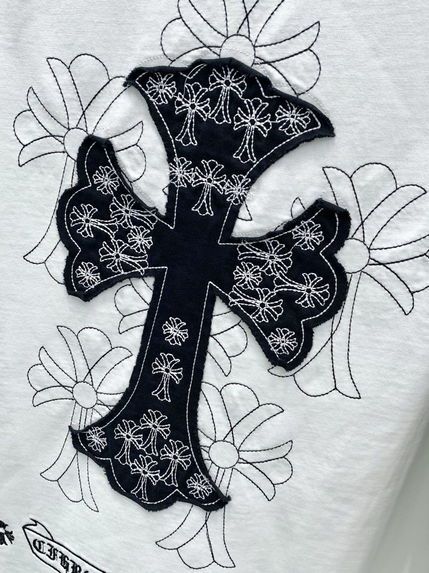 ，Chrome Hearts 克罗心，2026早秋新品，专柜同步有售，原单狠货，时尚休闲圆领长袖T恤，采用进口原版面料，