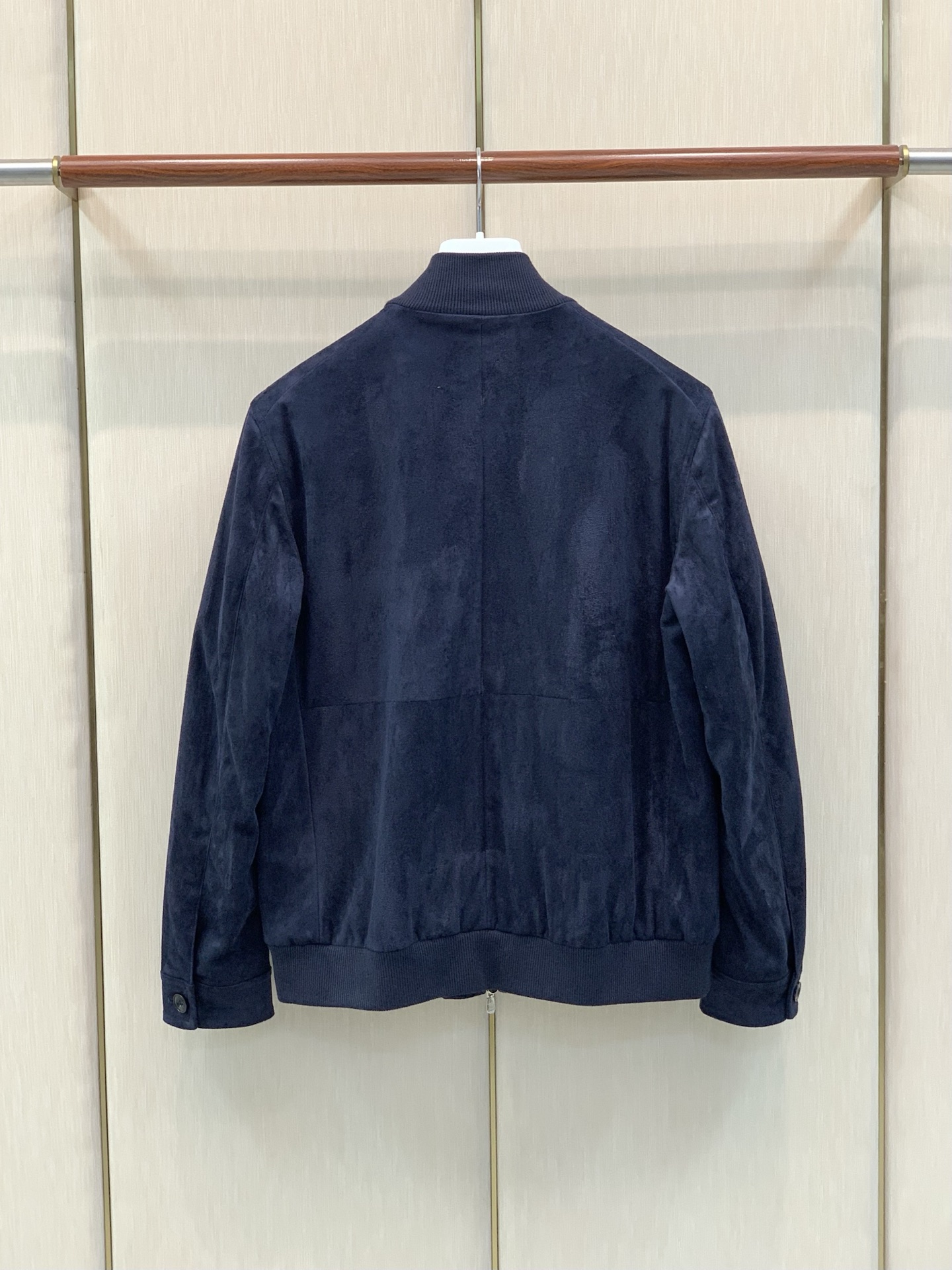 ，BRUNELLO CUCINELLI 意大利神狮，2026秋冬最新品，专柜同步有售，原单狠货，时尚休闲立领薄棉夹克外套