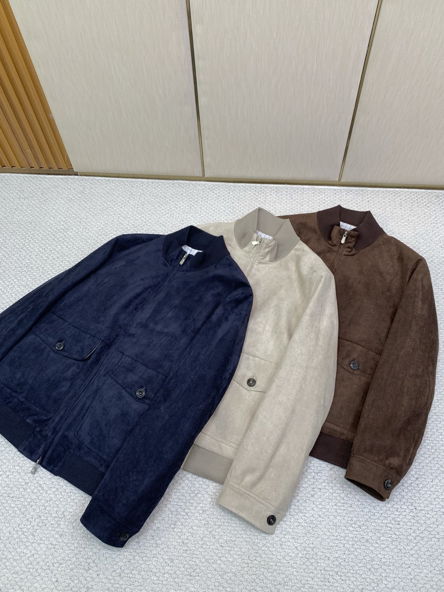 ，BRUNELLO CUCINELLI 意大利神狮，2026秋冬最新品，专柜同步有售，原单狠货，时尚休闲立领薄棉夹克外套