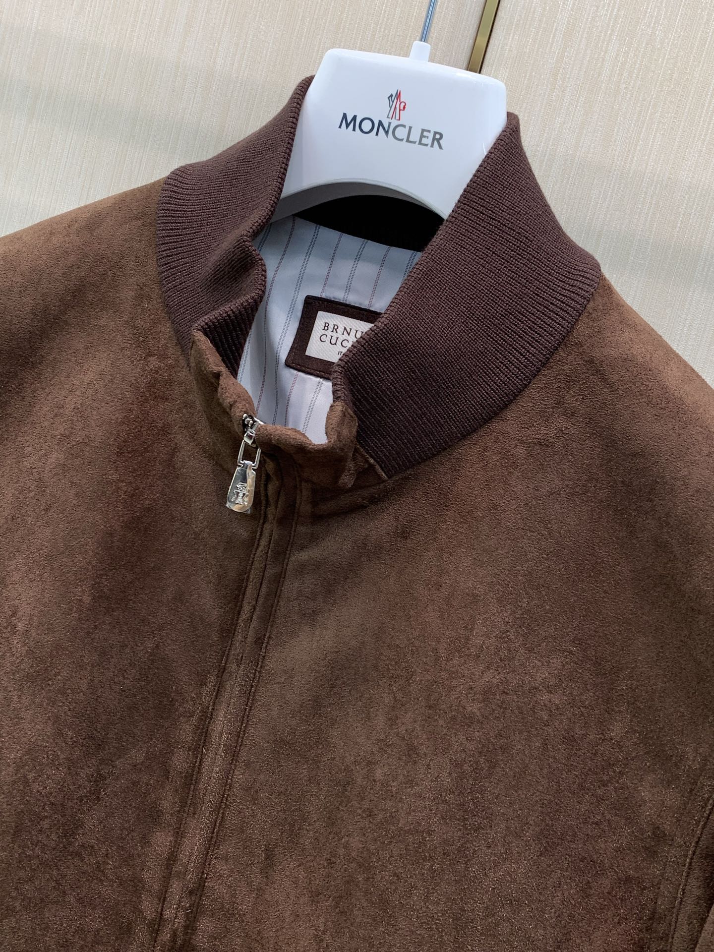 ，BRUNELLO CUCINELLI 意大利神狮，2026秋冬最新品，专柜同步有售，原单狠货，时尚休闲立领薄棉夹克外套