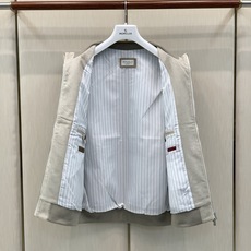 ,BRUNELLO CUCINELLI 意大利神狮,2026秋冬最新品,专柜同步有售,原单狠货,时尚休闲立领薄棉马甲,采 ,BRUNELLO CUCINELLI 意大利神狮,2026秋冬最新品,专柜同步有售,原单狠货,时尚休闲立领薄棉马甲,采