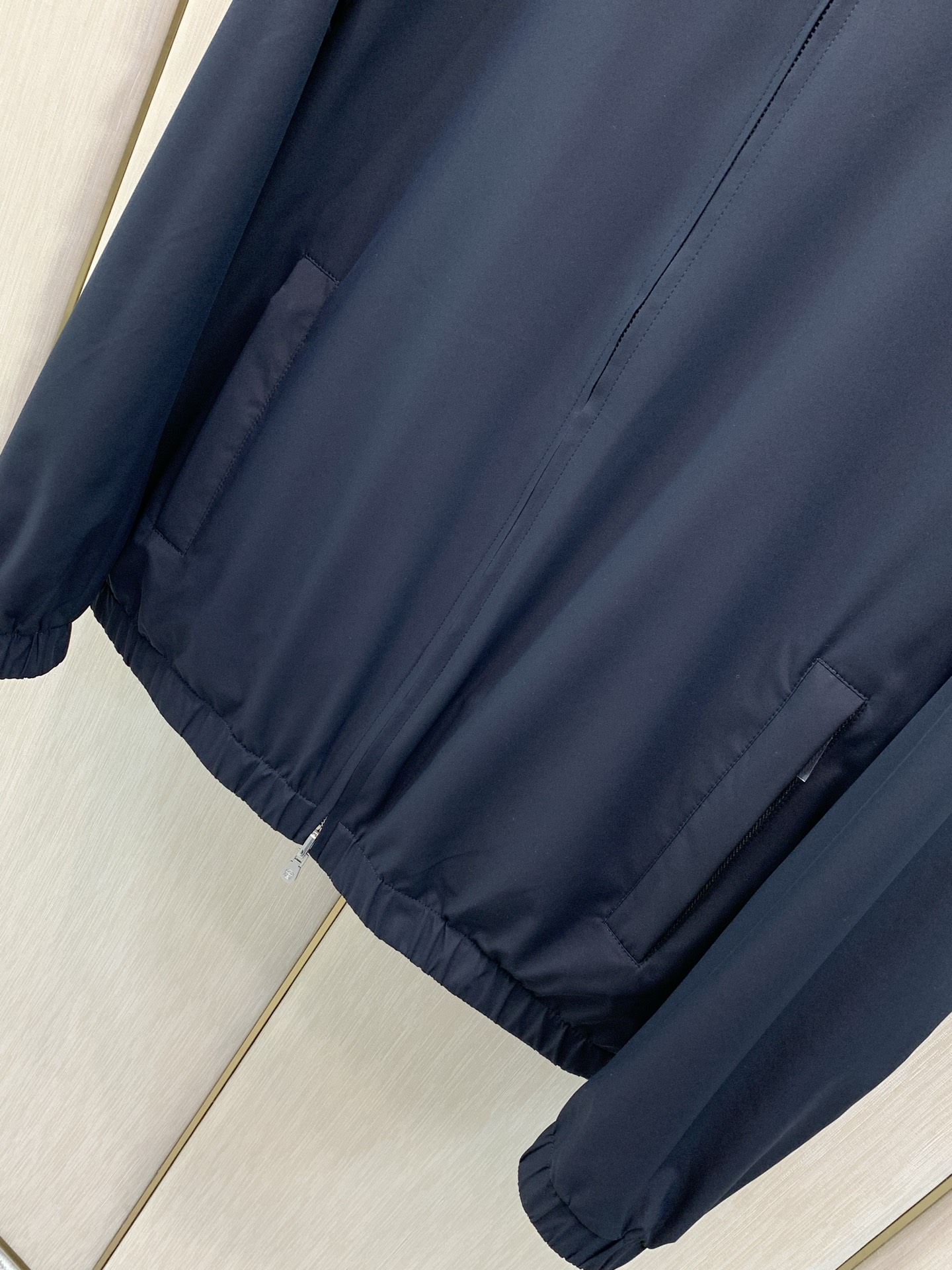 ,BRUNELLO CUCINELLI 意大利神狮,2026秋季最新品,专柜同步有售,原单狠货,时尚休闲两面穿连帽夹克外 ,BRUNELLO CUCINELLI 意大利神狮,2026秋季最新品,专柜同步有售,原单狠货,时尚休闲两面穿连帽夹克外