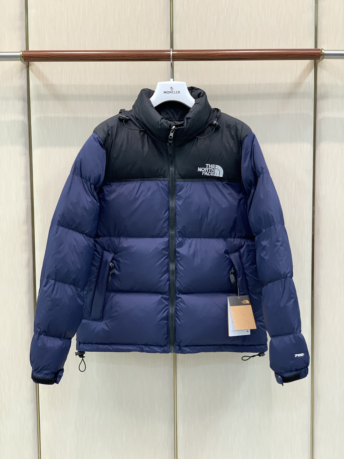 ，The North Face®北面 ，2026AW冬季新品，时尚休闲羽绒棉服外套，专柜同步有售，原单狠货，采用进口原版