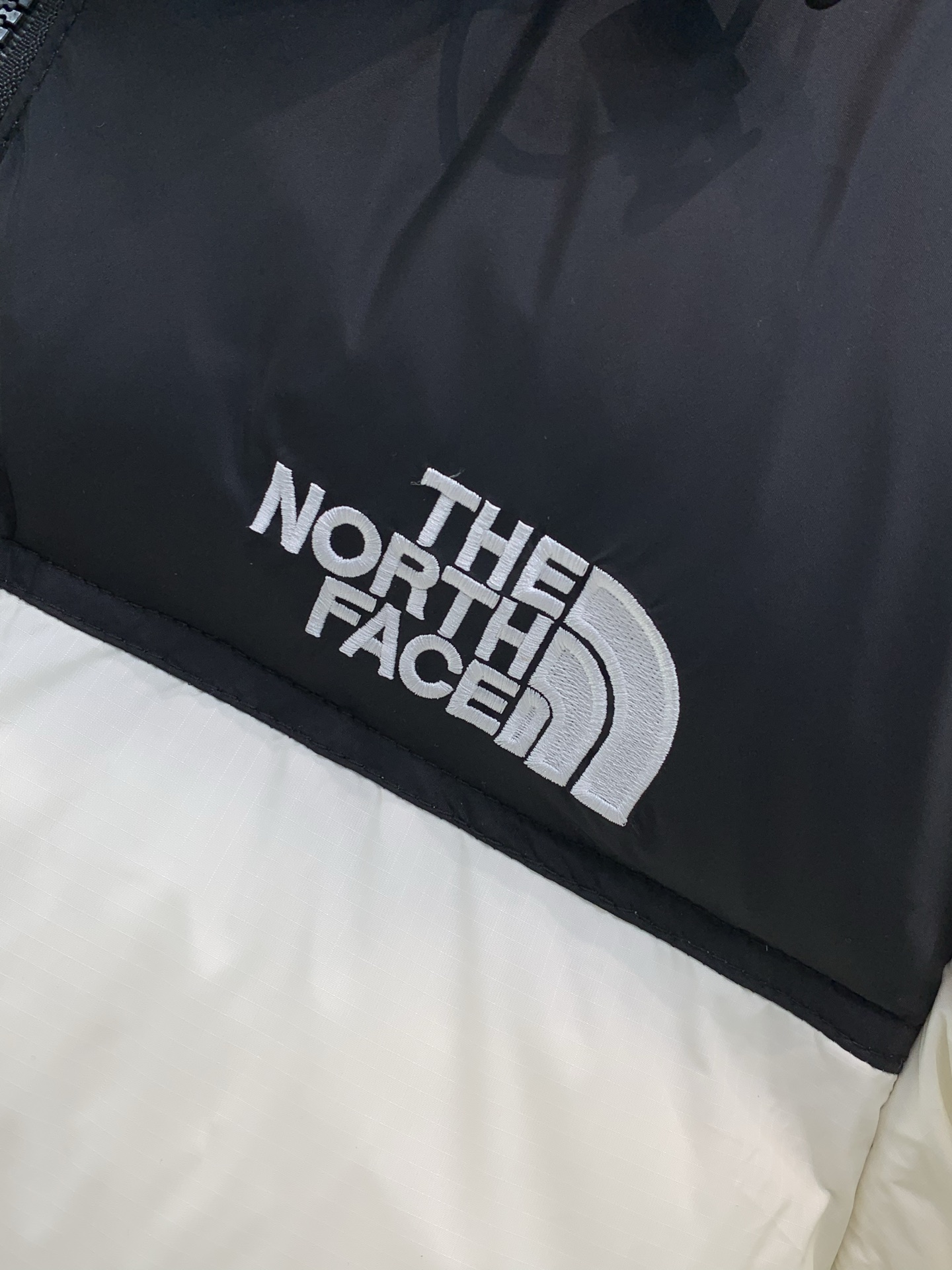 ,The North Face®北面 ,2026AW冬季新品,时尚休闲羽绒棉服外套,专柜同步有售,原单狠货,采用进口原版 ,The North Face®北面 ,2026AW冬季新品,时尚休闲羽绒棉服外套,专柜同步有售,原单狠货,采用进口原版