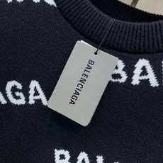 ,Balenciaga 巴黎世家,2026冬季最新款,专柜同步有售,原单狠货,爆款时尚休闲圆领长袖双层针织毛衣,进口原版 ,Balenciaga 巴黎世家,2026冬季最新款,专柜同步有售,原单狠货,爆款时尚休闲圆领长袖双层针织毛衣,进口原版