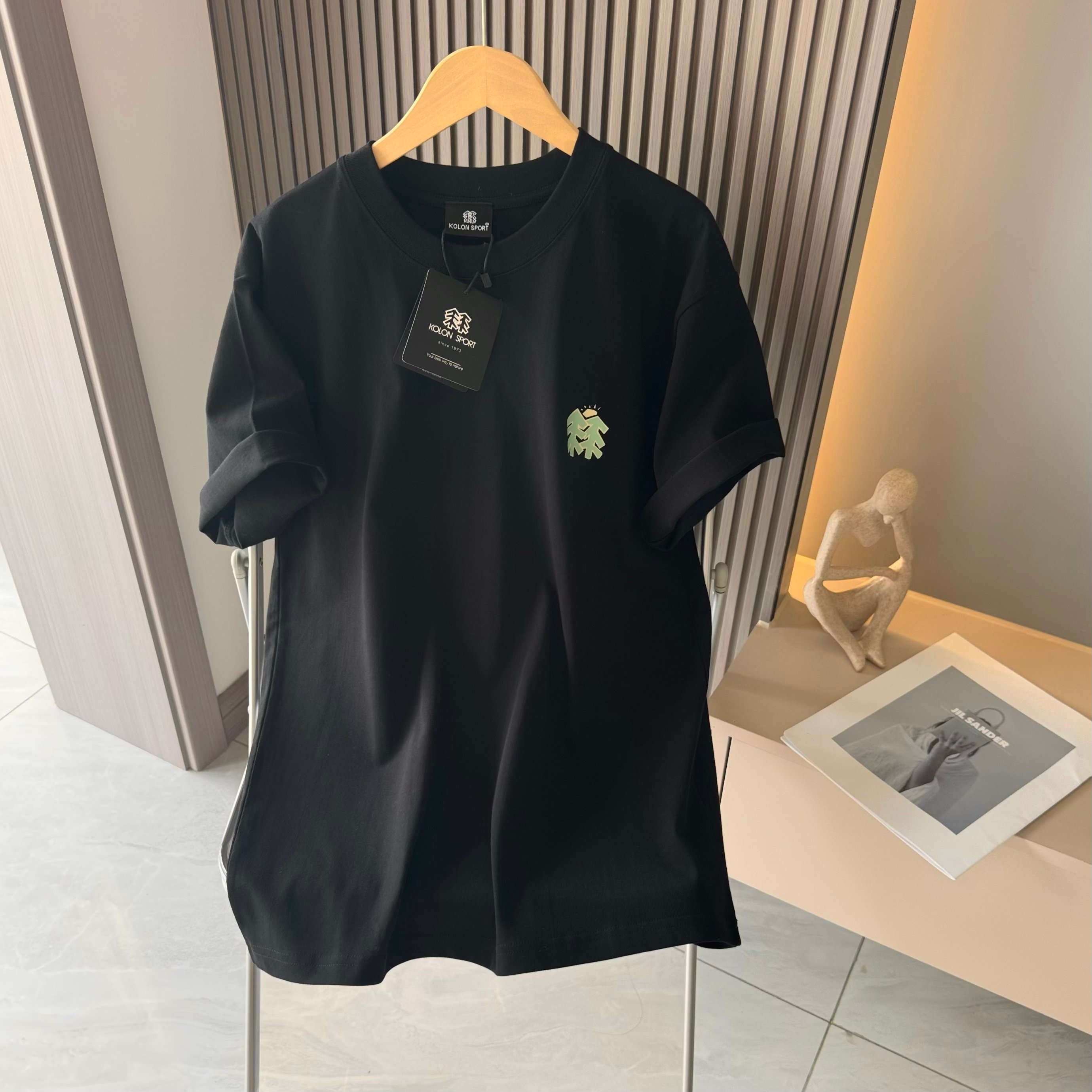 Alternative view of T-Shirt 07281