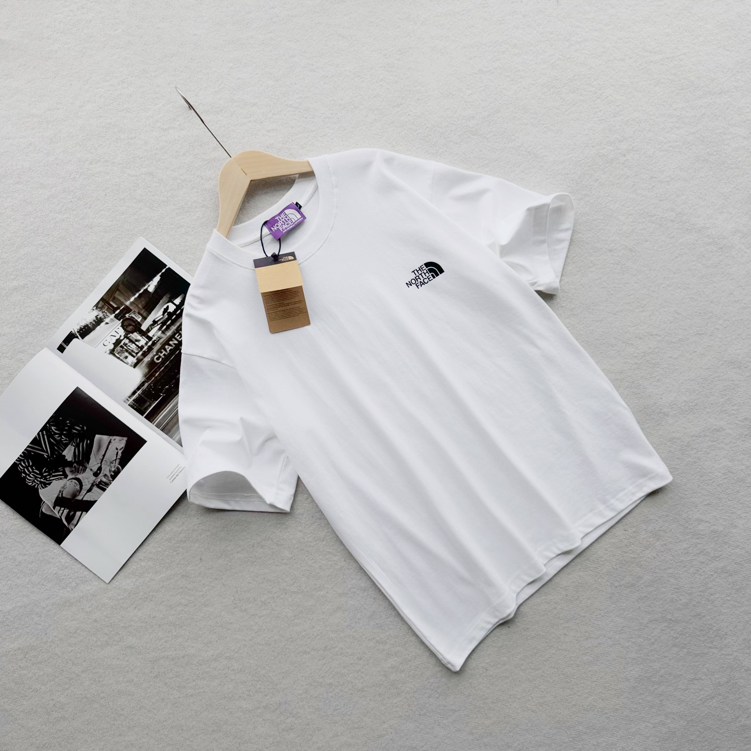 Alternative view of T-Shirt 07273