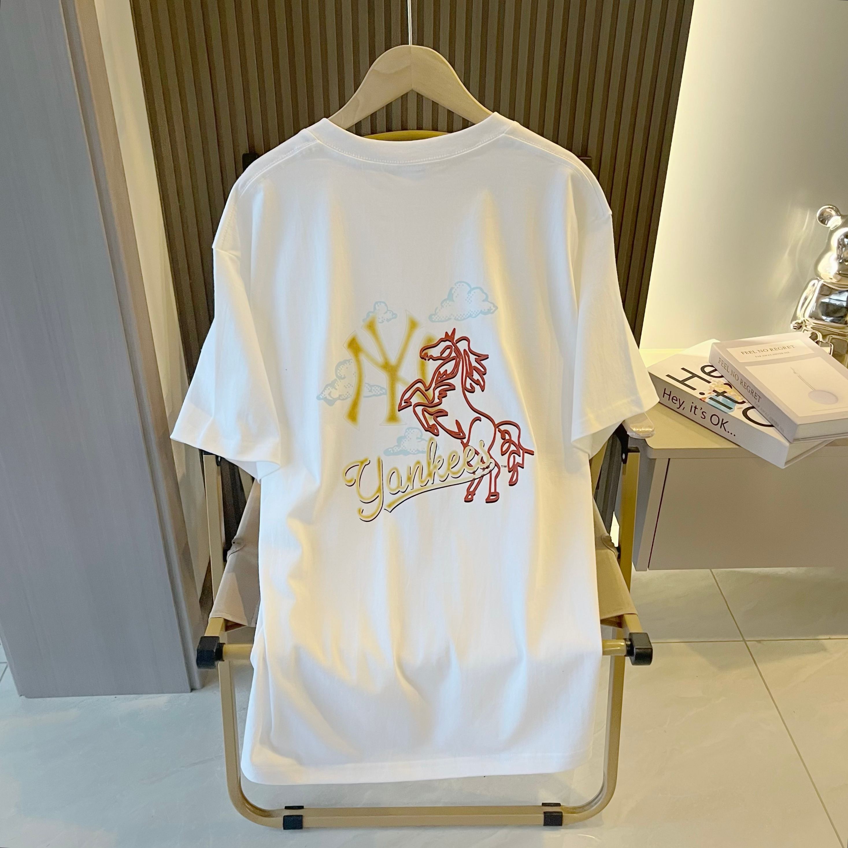 Alternative view of T-Shirt 07266