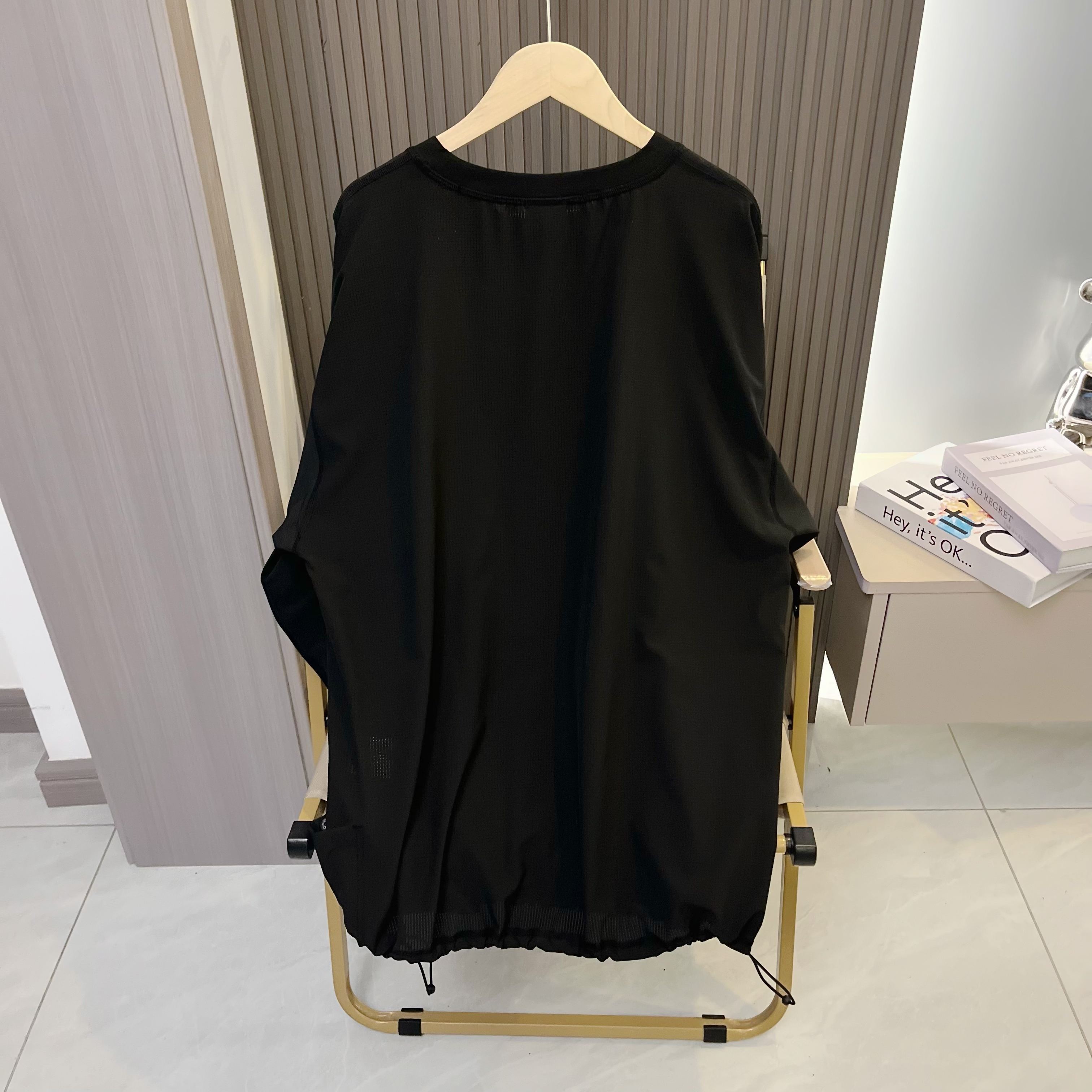 Alternative view of T-Shirt 07253