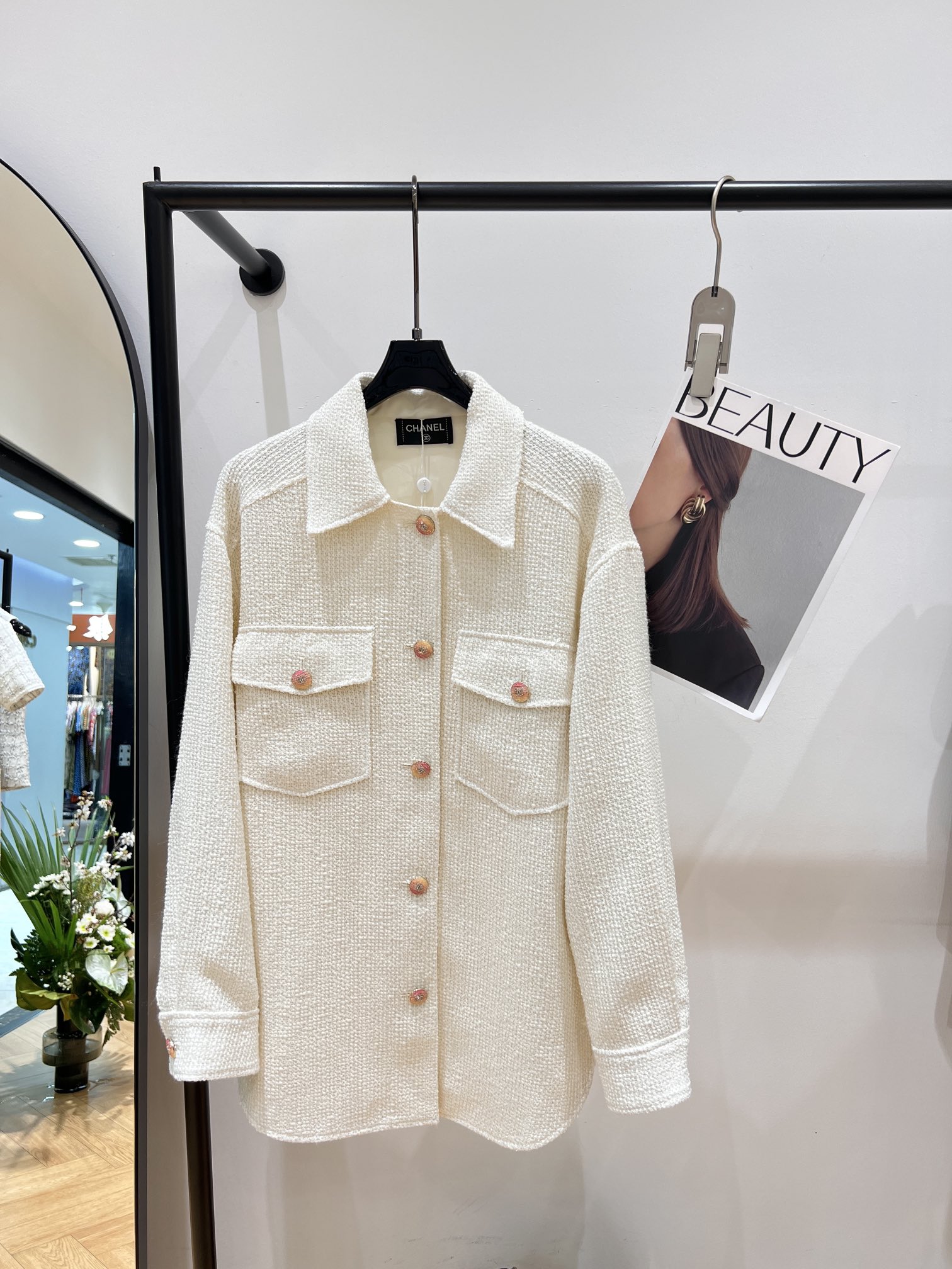 Calidad superior
 Chanel Ropa Abrigos y chaquetas Camisas y blusas Colección primavera – verano