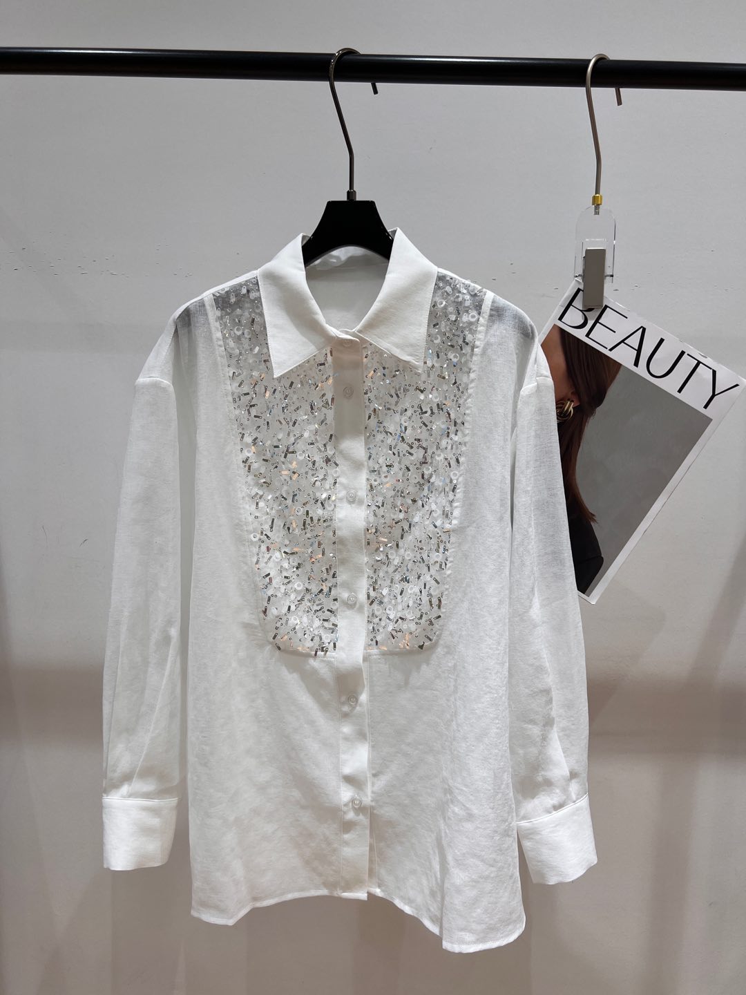 NO:295984,——SHANG BY——2025 early spring new shirt, heavy-industrial bead pieces elements, extremely creative, atmospheric style, comfortable and breathable fabric SML, alexander wang19860909——SHANG BY——2025早春新款衬衣,重工珠片元素,极具创意点,版型大气,面料舒适透气SML,,alexander wang,Women's clothing