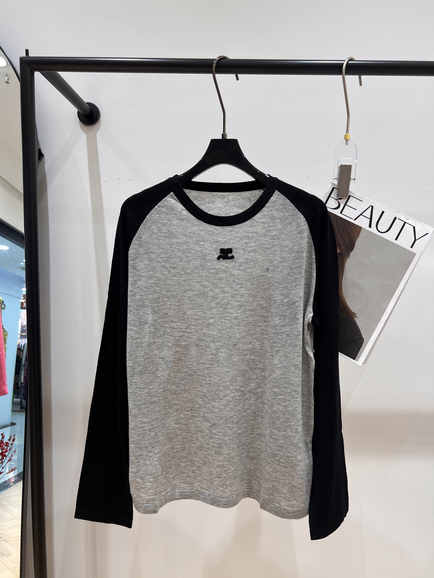 NO:306799,——Courrèges—2025 early spring new rasp-on wool long-sleeved shirt, private clothes are equipped with 