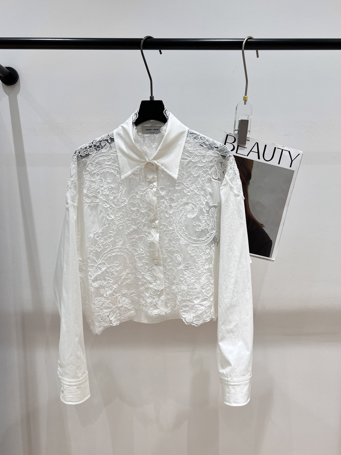 NO:319718,——Ermanno Scervin*——The new lace shirt for summer 2025, Italy is called 