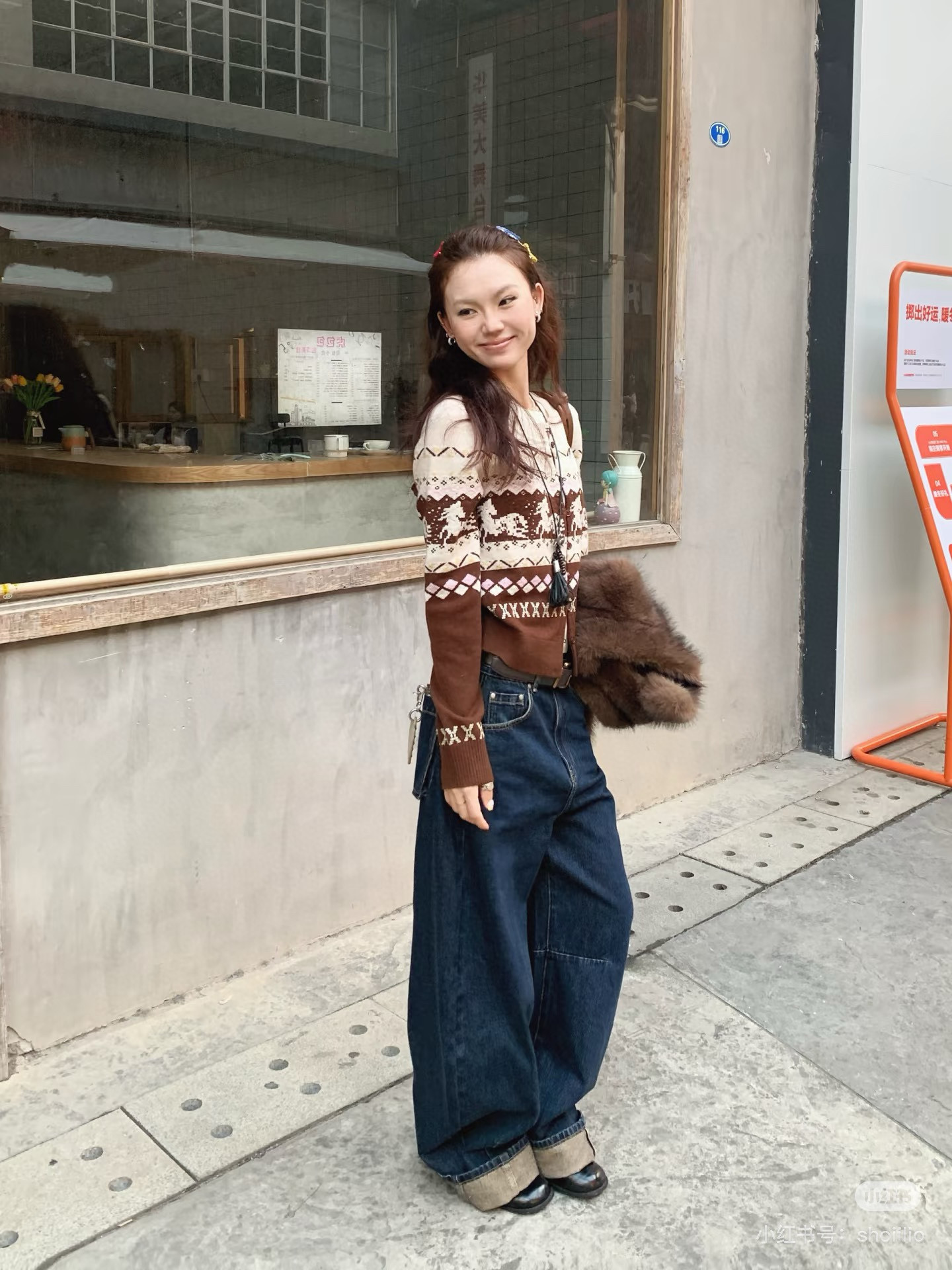 NO:954678,Even with a petite body, it can be easily controlled and can be worn with ease and relaxed temperament.19860909身形娇小亦可轻松驾驭 穿出自如的松弛气质,,,Women's clothing