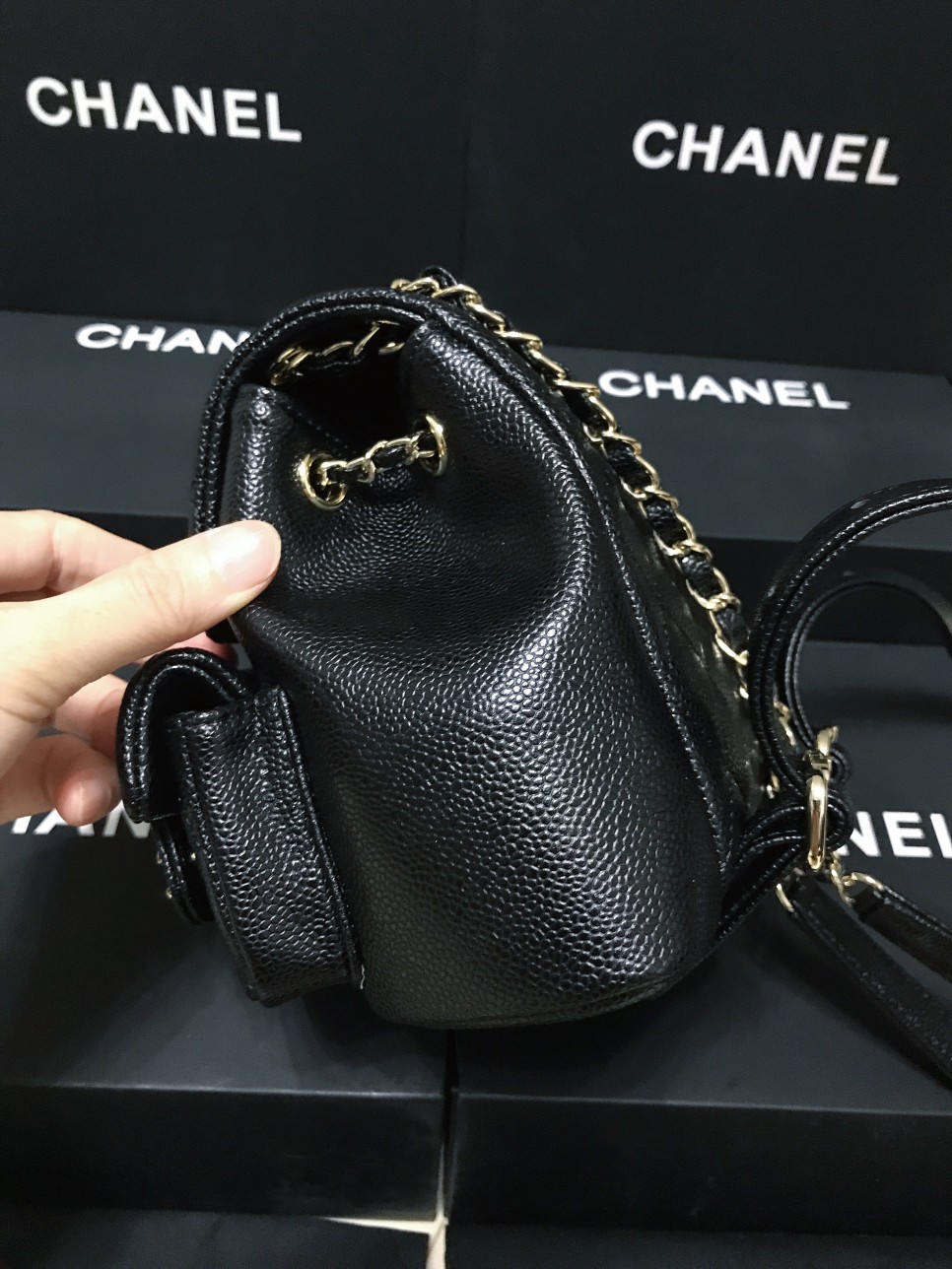 Chanel 升级版背包型号:AS3787简介: 质量 之作 华丽与气质的前沿 是你意想不到的尊贵
