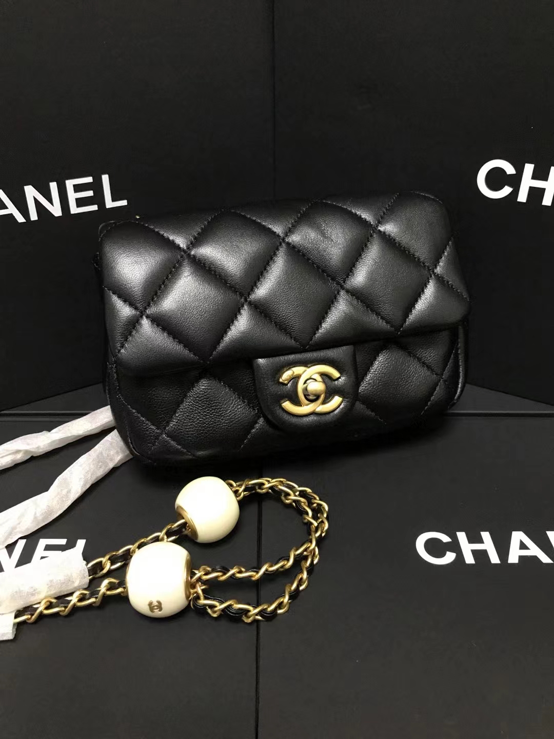 Chanel 升级版cf方胖子型号:4868简介:普通质量 之作 华丽与气质的前沿 是你意想不到的尊贵