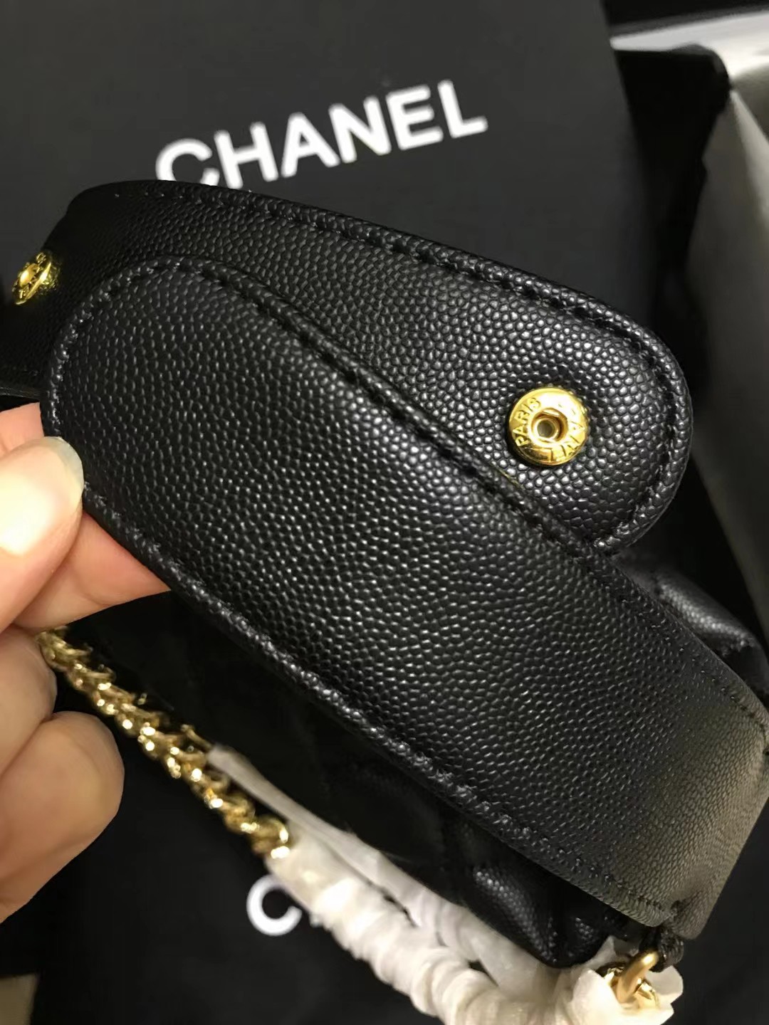 Chanel 升级版型号:AS3943简介: 质量 之作 华丽与气质的前沿 是你意想不到的尊贵