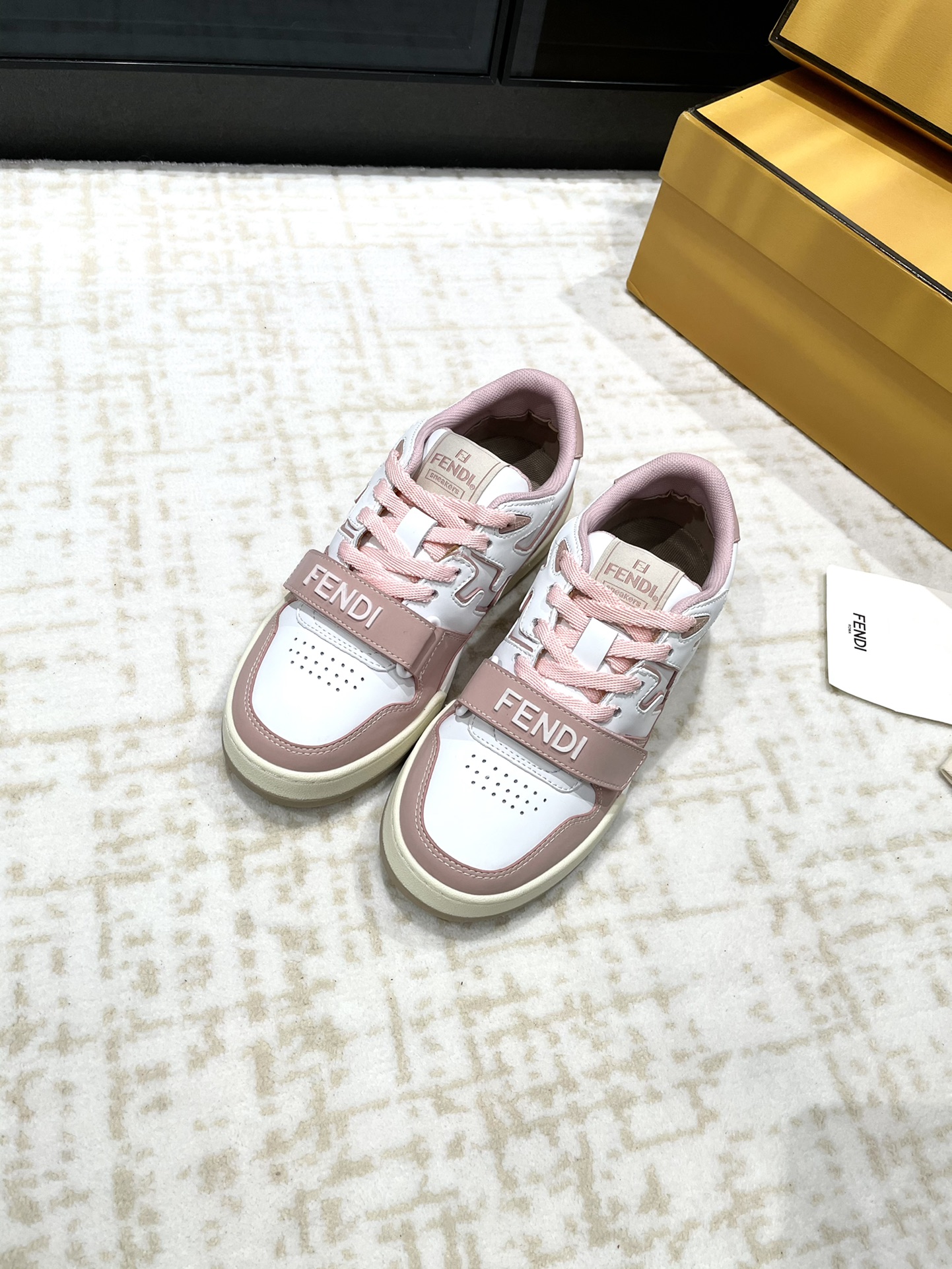pink