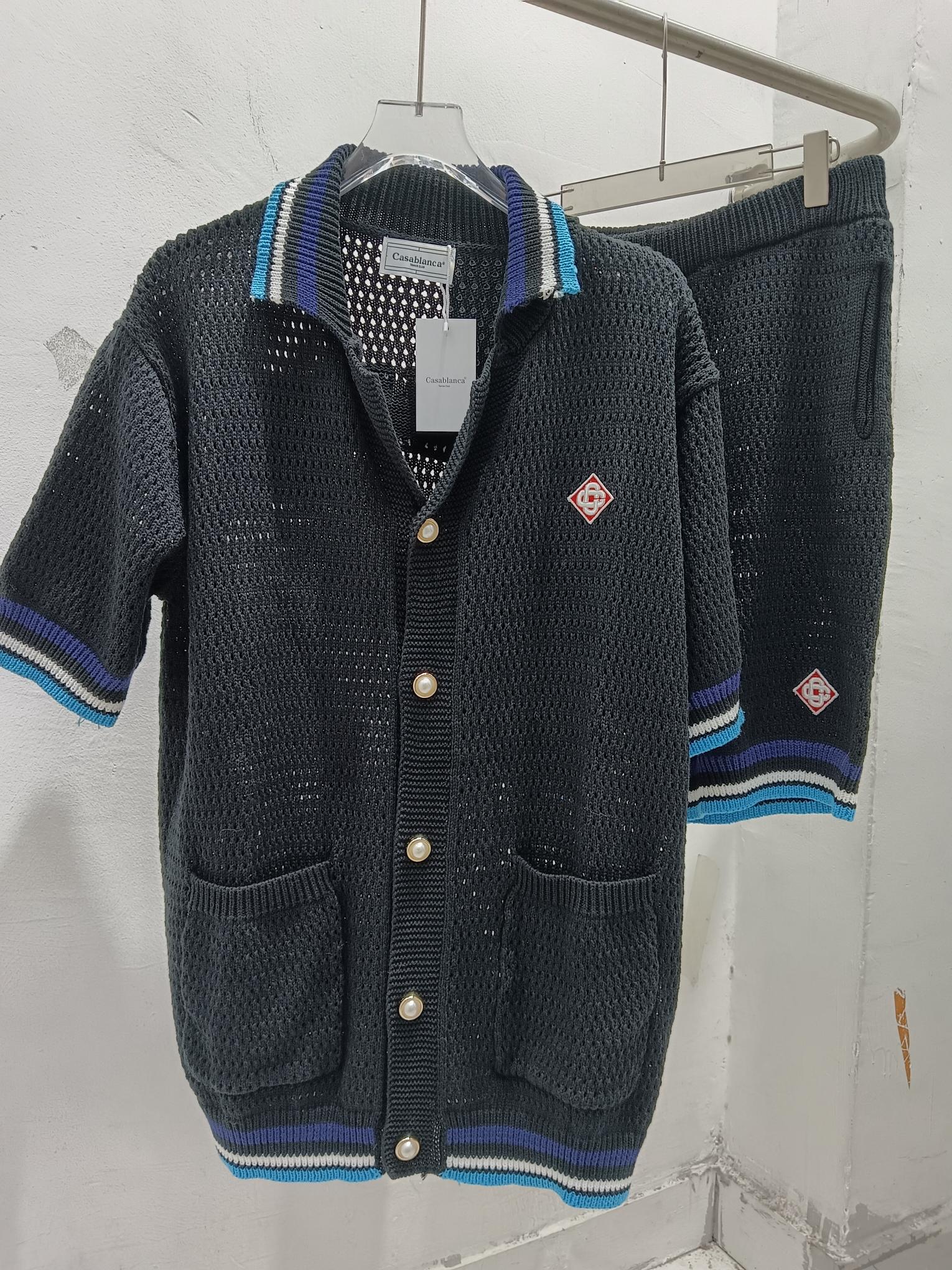 Casablanca Gothic Camp-Collar Logo bordado con incrustaciones y conjunto de ganchillo Talla: S.M.L.XL