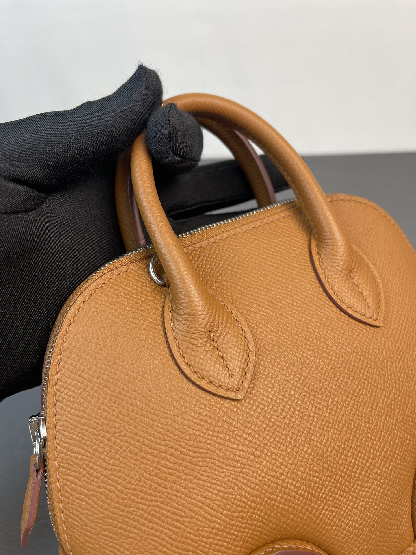 Hermès Hermes Hermes rare handmade new goods, limited edition, wheel bag, golden brown, epsom leather