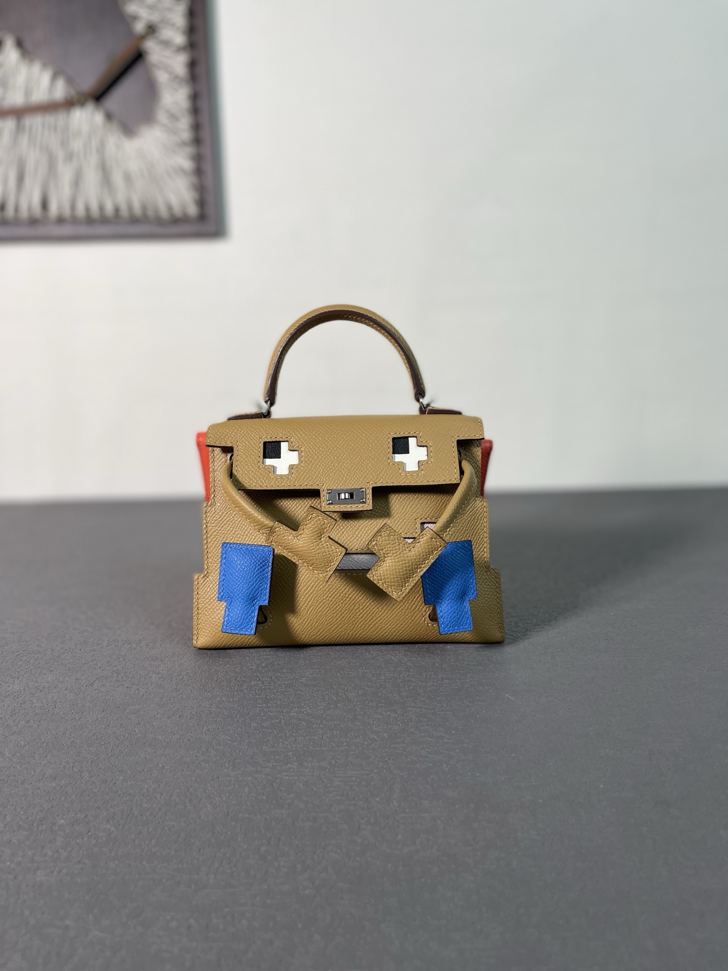NO:851994,In stock, kellydoll mechanical doll bag, biscuit color with Jaipur powder, imported esom leather, imported wax thread, handmade, hand-engraved hardware, hand-made copper nails, Hermes, Hermes, Hermes,19860909现货,kellydoll 机械公仔包 饼干色拼斋普尔粉 进口 esom 皮 进口蜡线纯手工制作 手工刻五金,手打铜钉,爱马仕,hermes,Hermes,,Bag