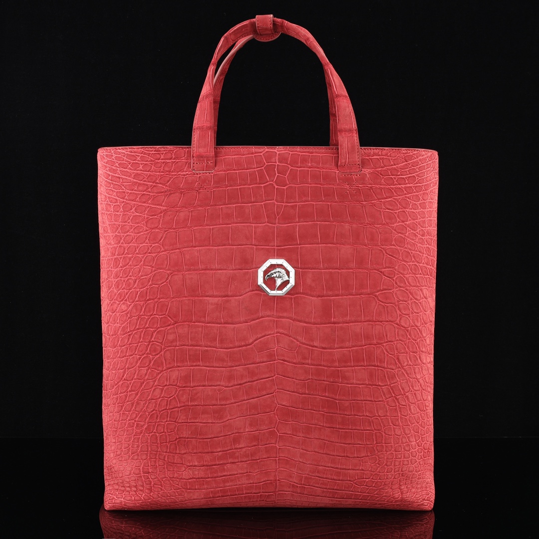 实拍图📸 国产磨砂鳄鱼肚皮🐊🐊手拎包💼⚠️纯钢五金 ⚠️【内里配头层牛皮】 尺寸：40*38*15