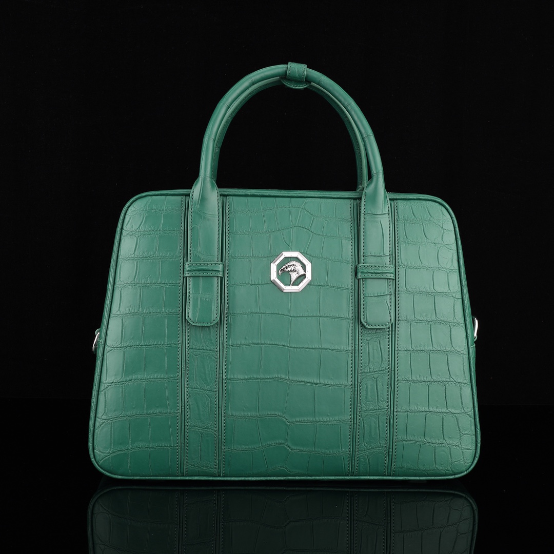 实拍图📸 国产 雾面鳄鱼肚皮🐊🐊史蒂芬 公文包💼⚠️纯钢五金 ⚠️【内里配头层牛皮】 尺寸 39*28*9
